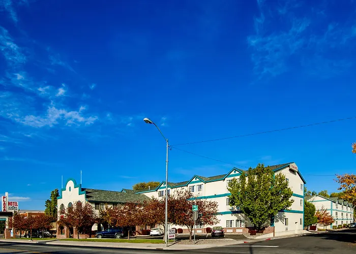 Carson City Plaza Hotel